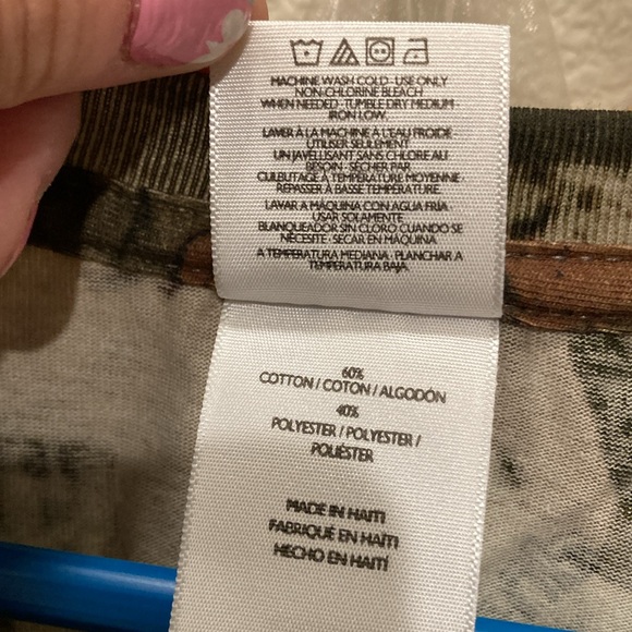 Mossy Oak Break-Up Infinity Camouflage Short Sleeve T-Shirt - Picture 4 of 9